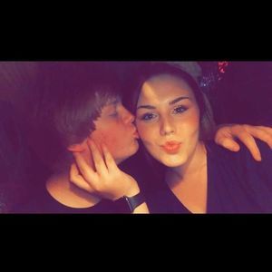 Meet your Posher, Levi